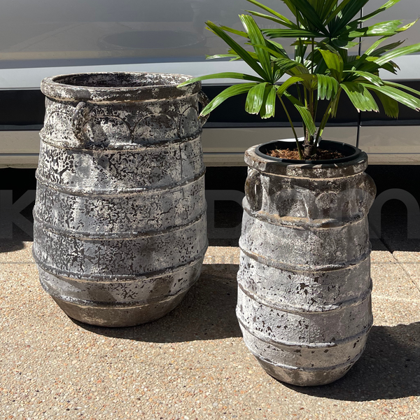 Titanic Lucilla Garden Urn Pot | Cocoa